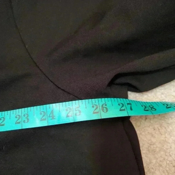 Christian Siriano plus Ponte black lightweight A line  hooded jacket. Size 3X - Picture 9 of 11